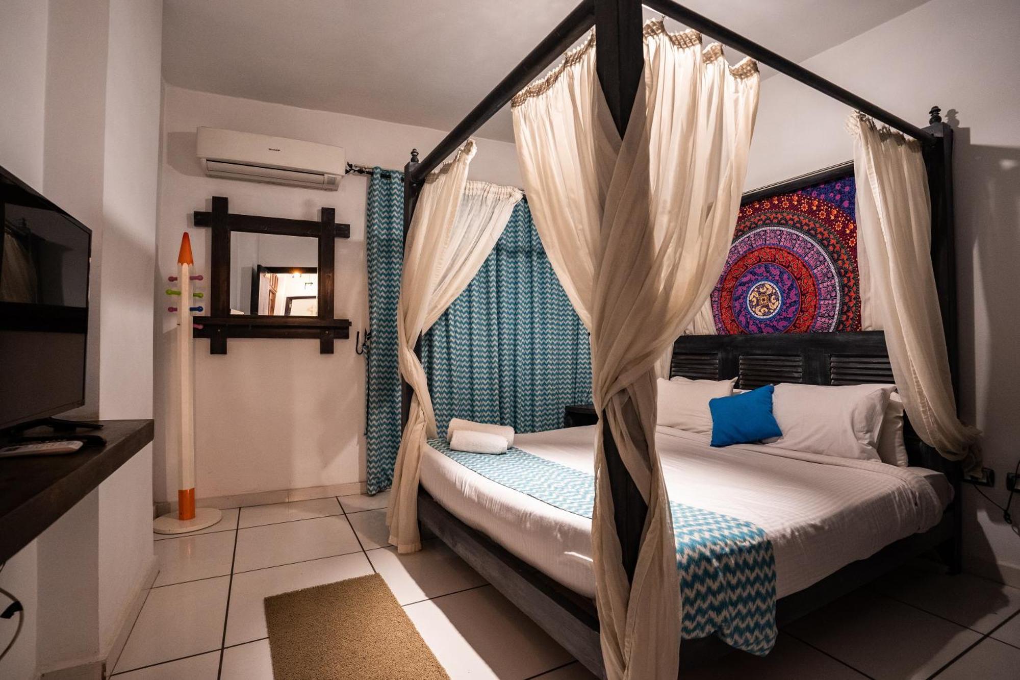 Hotel Pyramids Gem Plaza Kafret el-Gabal Exterior foto