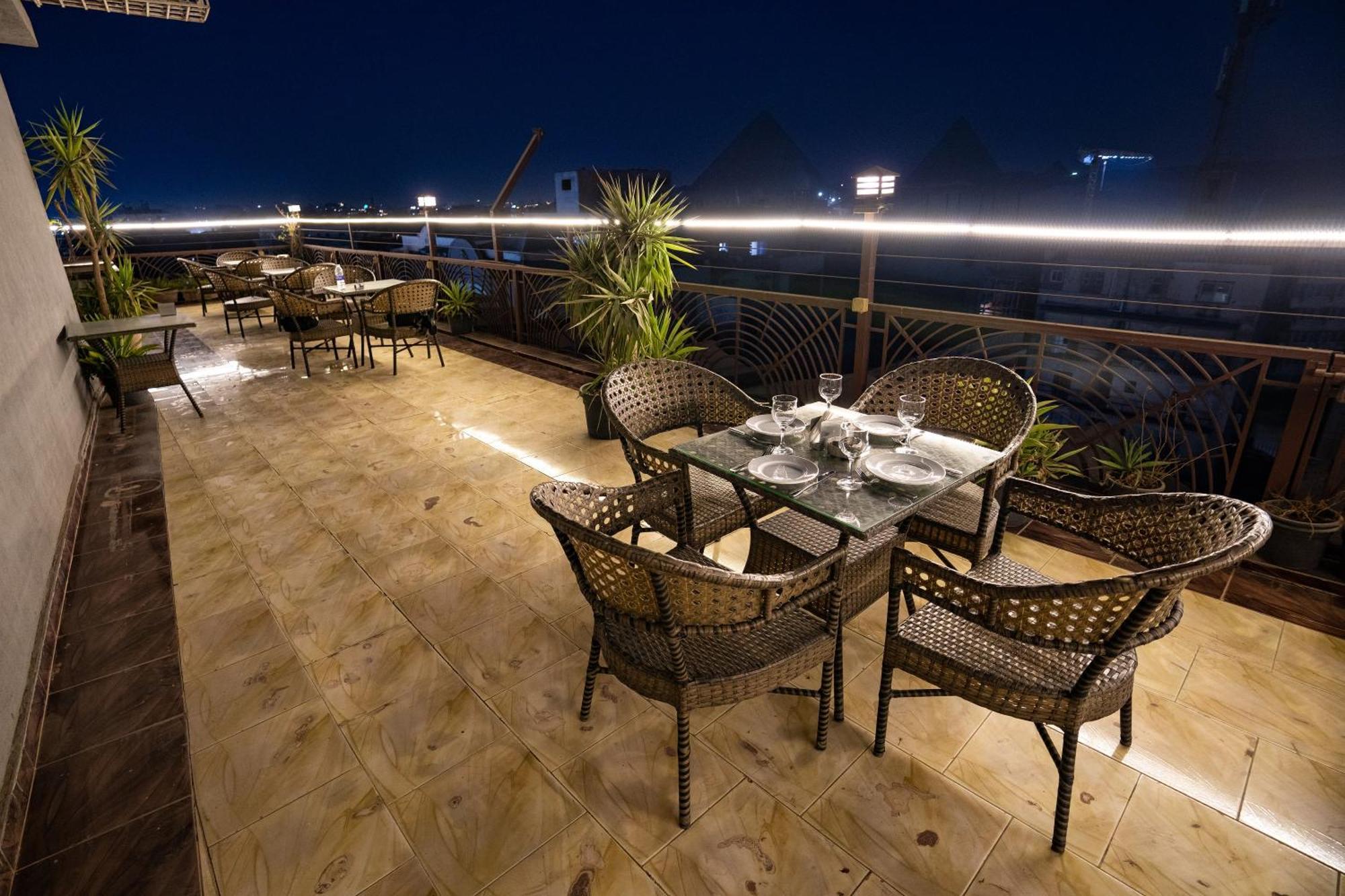 Hotel Pyramids Gem Plaza Kafret el-Gabal Exterior foto
