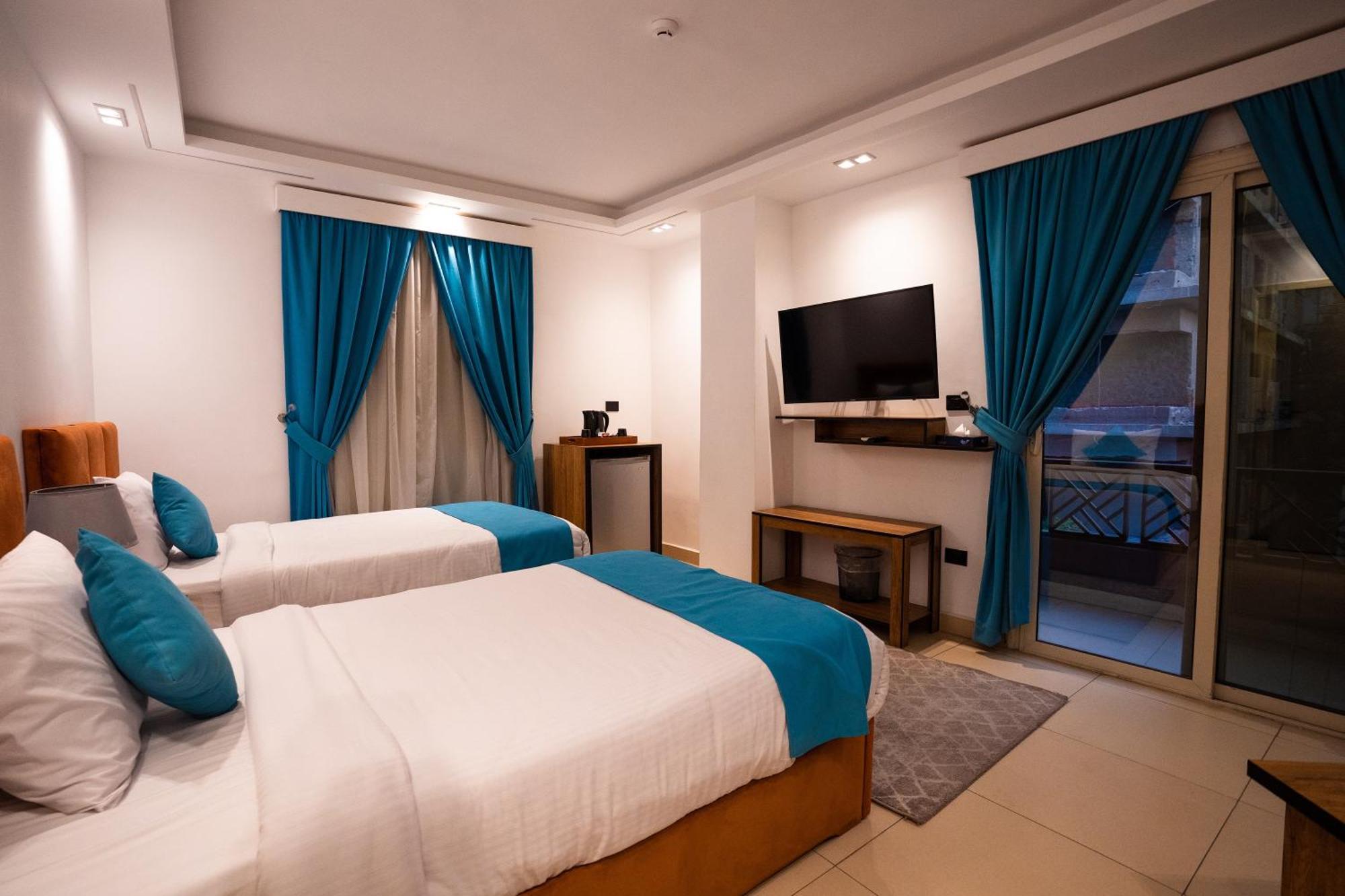 Hotel Pyramids Gem Plaza Kafret el-Gabal Exterior foto